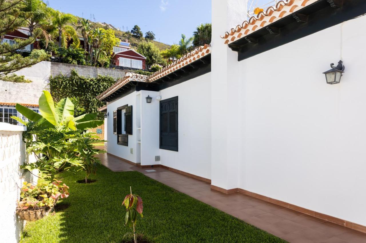 Home2Book Design Asian Sabina, Heated Pool & View Sauzal Exterior photo